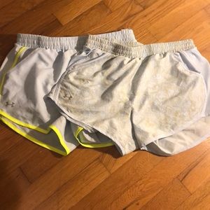 2 UNDER ARMOUR RUNNING SHORTS S